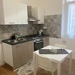 Appartamento Revoltella16